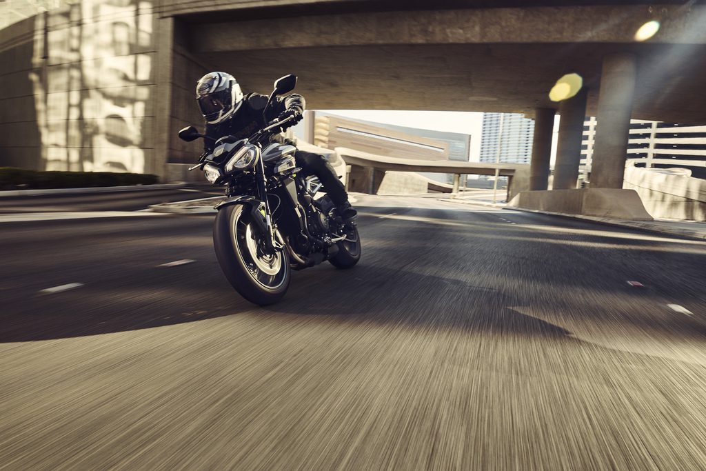 triumph-street-triple-765-r-and-rs-comfort-seat-height